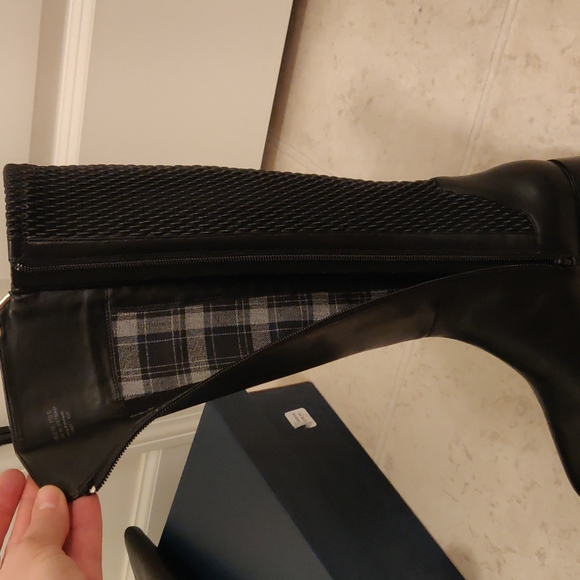 Cole Haan Woman's Rockland Black Leather Riding Boots sz.6.5B - Picture 8 of 9